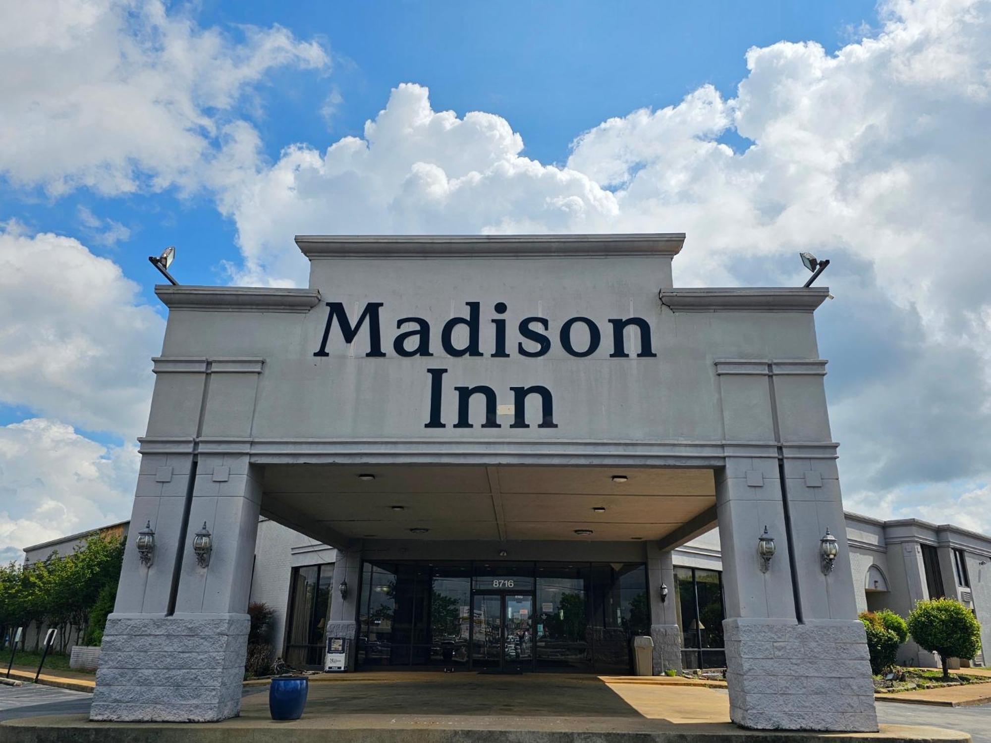 Madison Inn&Suites Extérieur photo