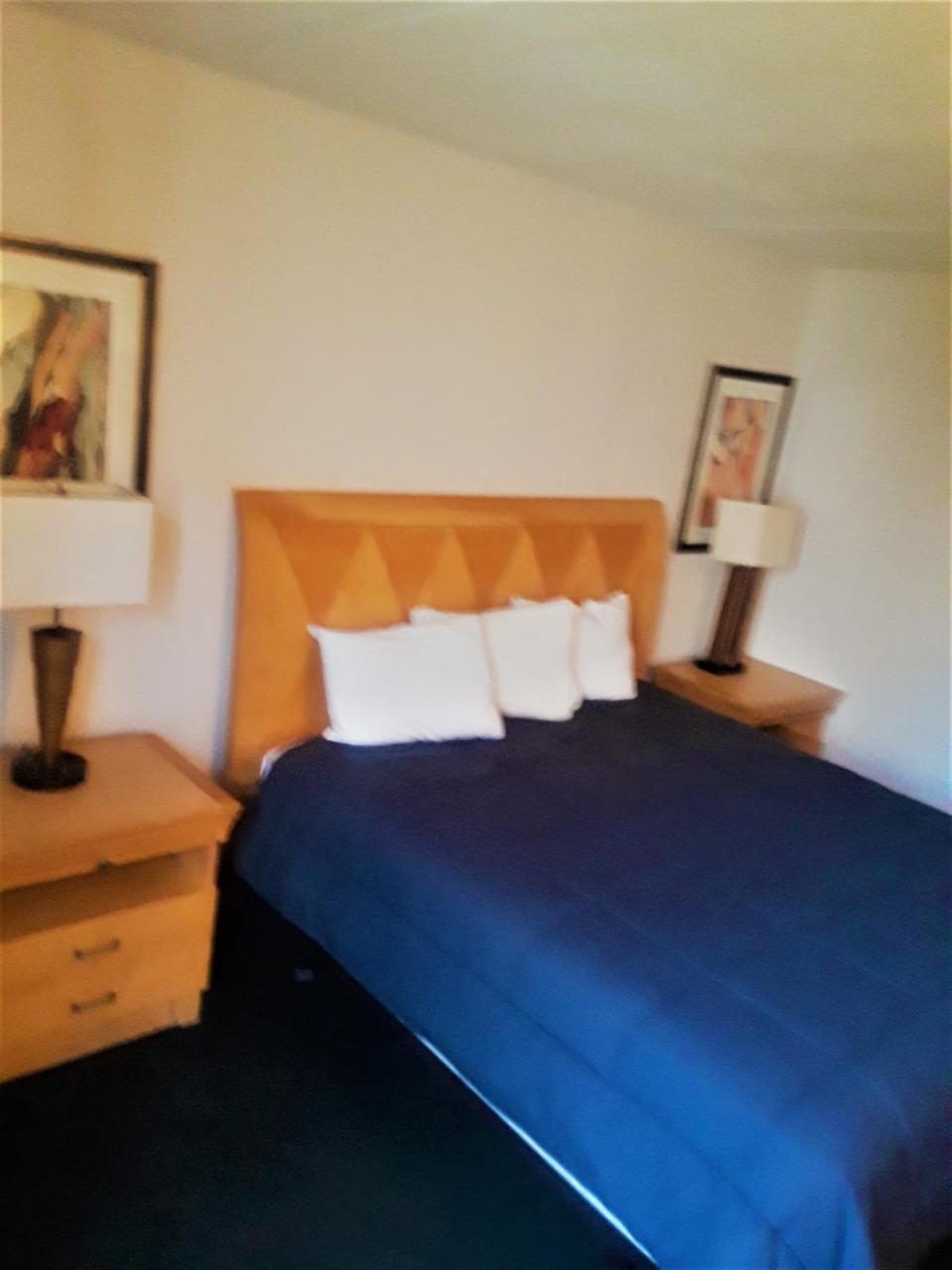 Madison Inn&Suites Extérieur photo