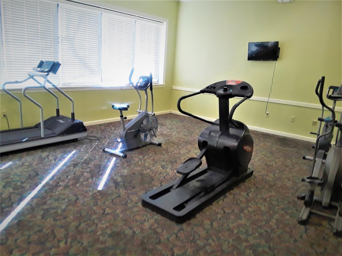 Madison Inn&Suites Extérieur photo