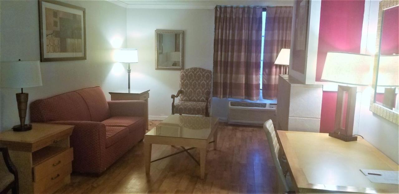 Madison Inn&Suites Extérieur photo