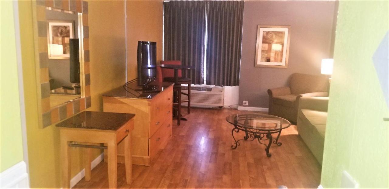 Madison Inn&Suites Extérieur photo