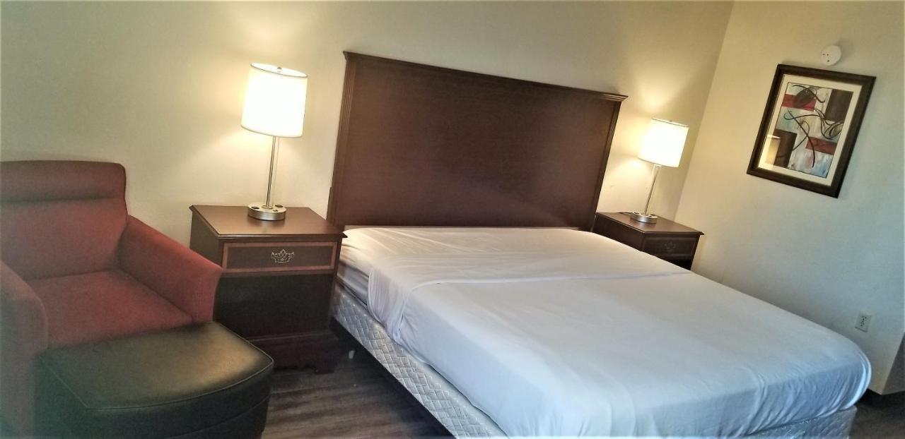 Madison Inn&Suites Extérieur photo